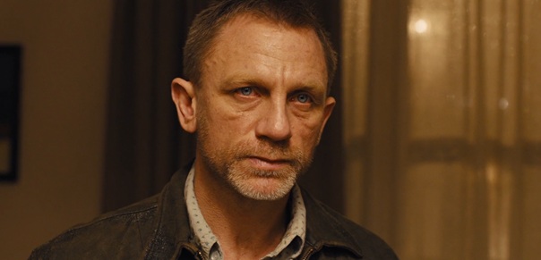 dans skyfall ou bond rencontre q pour la première fois